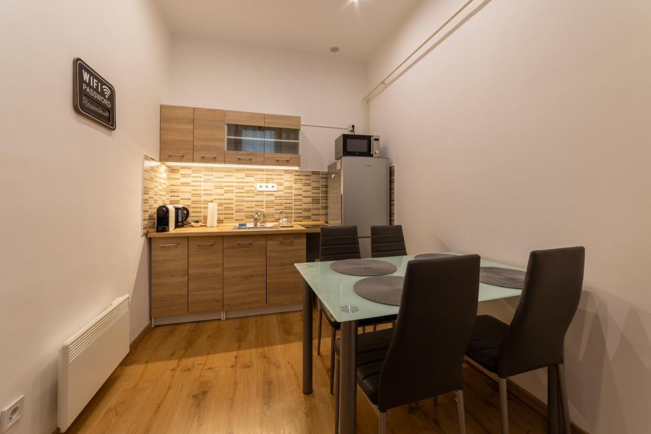 Lovely 1 Bedroom Flat With Central Location Budapest Ngoại thất bức ảnh